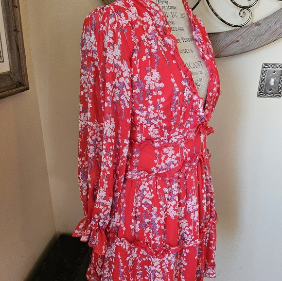 Red Floral Ruffle Open Back Dress M Medium Long Balloon Poof Sleeve - Picture 9 of 11